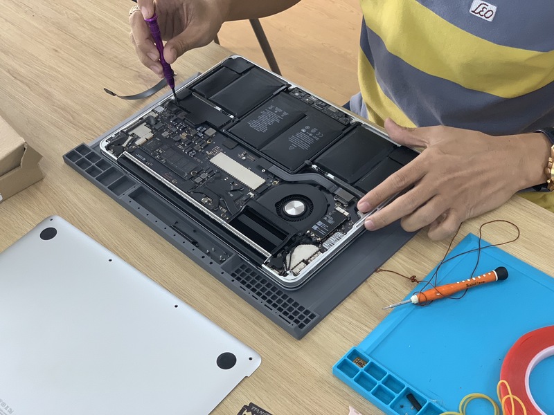 Quy trình sửa chữa Macbook